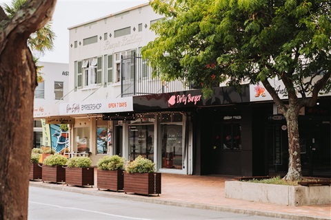 shops, boutiques, main street